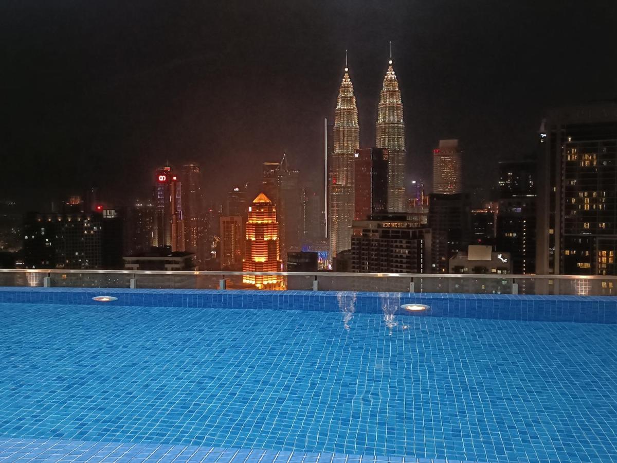 Cl 30A Super Kl View Infinity Pool Klcc Apartment Kuala Lumpur Luaran gambar
