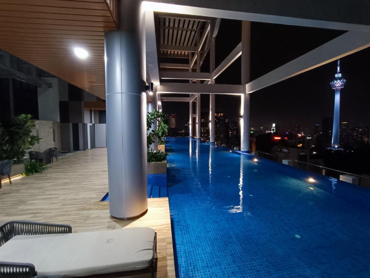 Cl 30A Super Kl View Infinity Pool Klcc Apartment Kuala Lumpur Luaran gambar